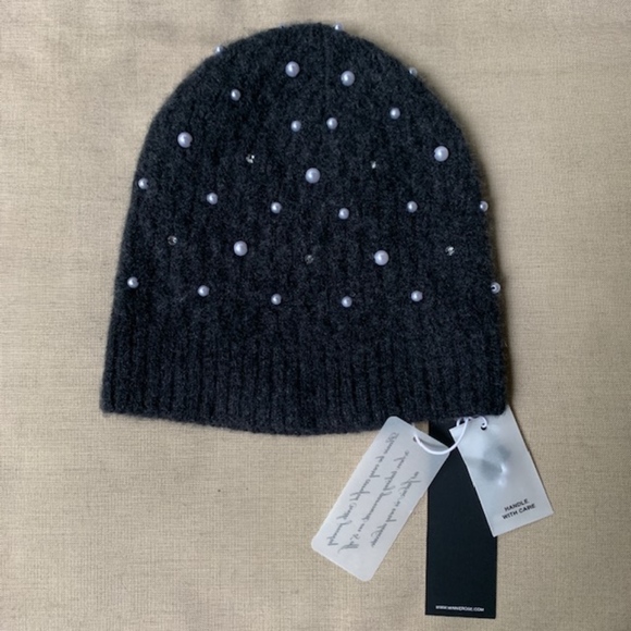 Minnie Rose soft cuddle cashmere hat